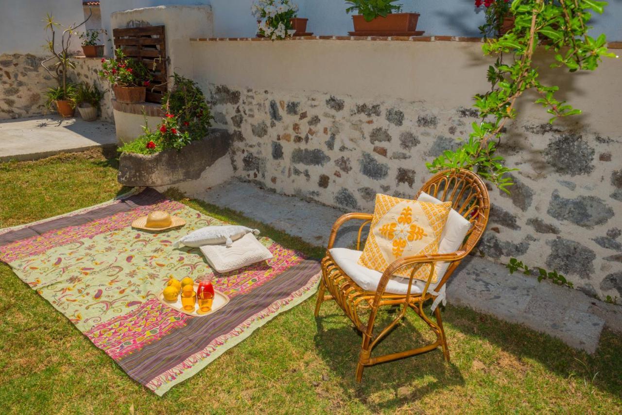 B&B Sa domo de sos Massaios Orosei Exterior foto